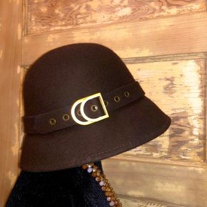 Dark brown, 100% wool hat.